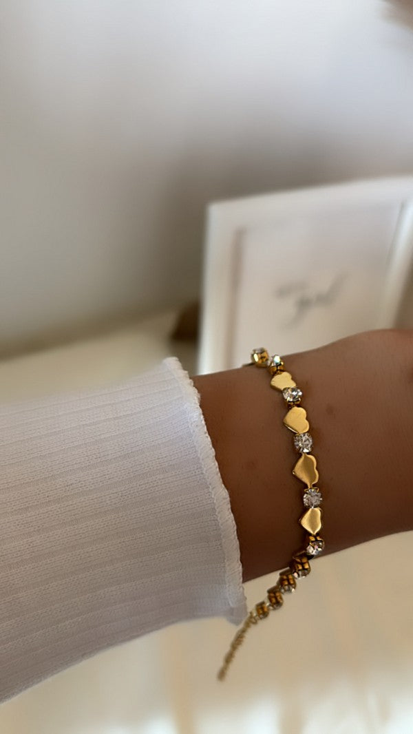 Statement Heartbeat Bracelet