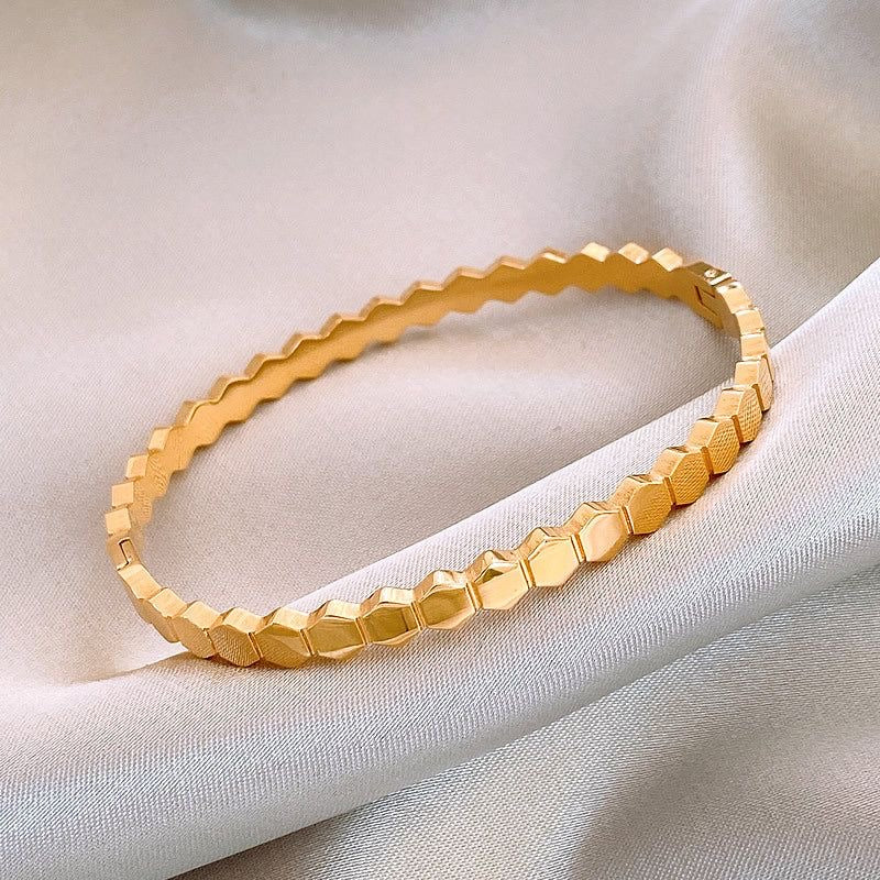 Honey Comb Bracelet