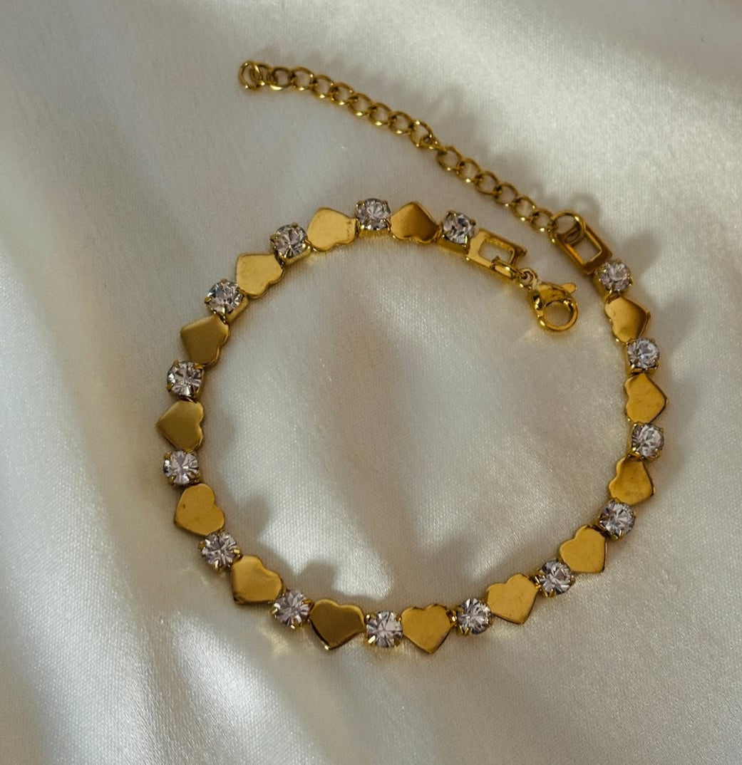 Statement Heartbeat Bracelet