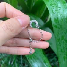 Crescent Moon Chain Ring (silver)