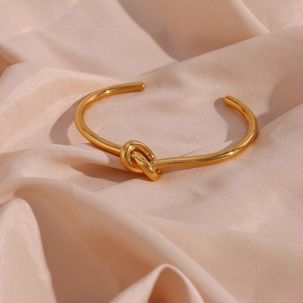 Knot Twist Bracelet