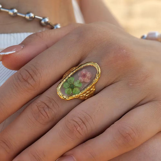Soft Pastel Gold Band