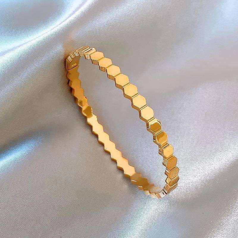 Honey Comb Bracelet